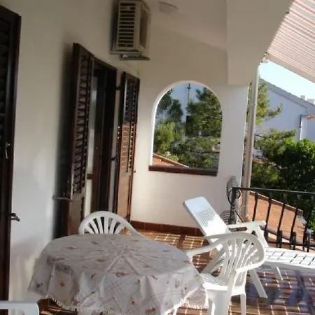 Beachfront 4526-1